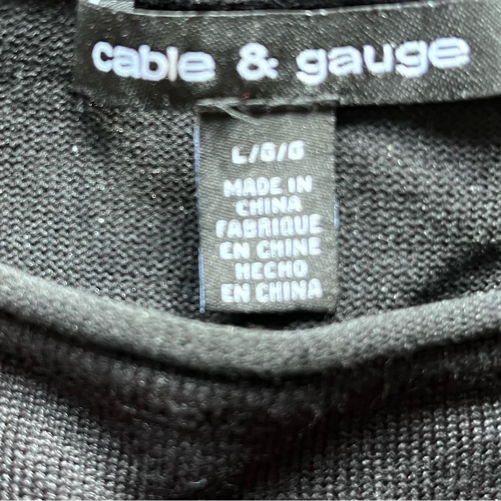Cable & Gauge Black Front Pocket sweater, 3/4 Sleeve size Large - Picture 3 of 6